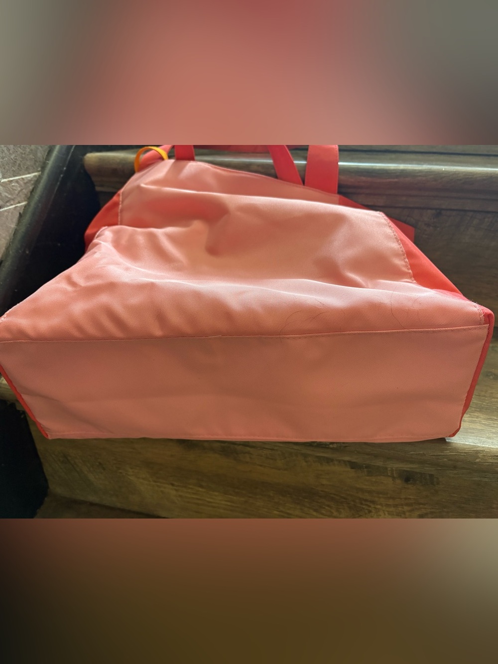 Clinique Coral and Orange Nylon Tote - Picture 4 of 6